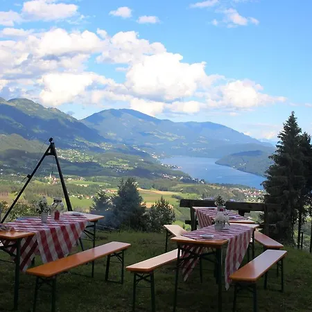 Perauer Гостевой дом Lieserhofen